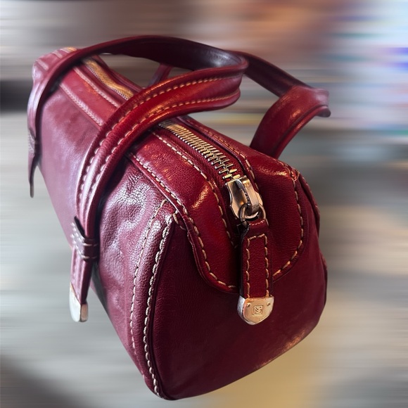 Michael Kors Vintage Classic Barrel Hand Bag Y2K/2000s Cherry Red Leather Purse - Picture 1 of 11